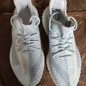 Adidas Yeezy Boost 350 V2 Sneakers